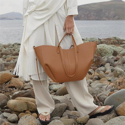 Valersia Poléne Cyme bag in genuine leather | Elegant design and spacious