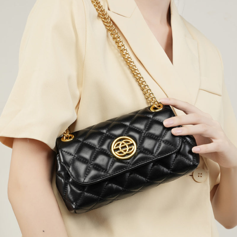 Valersia Zarif Sailor chain bag | Classic and elegant design