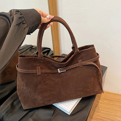 Valersia Elegant bag with vintage suede belt