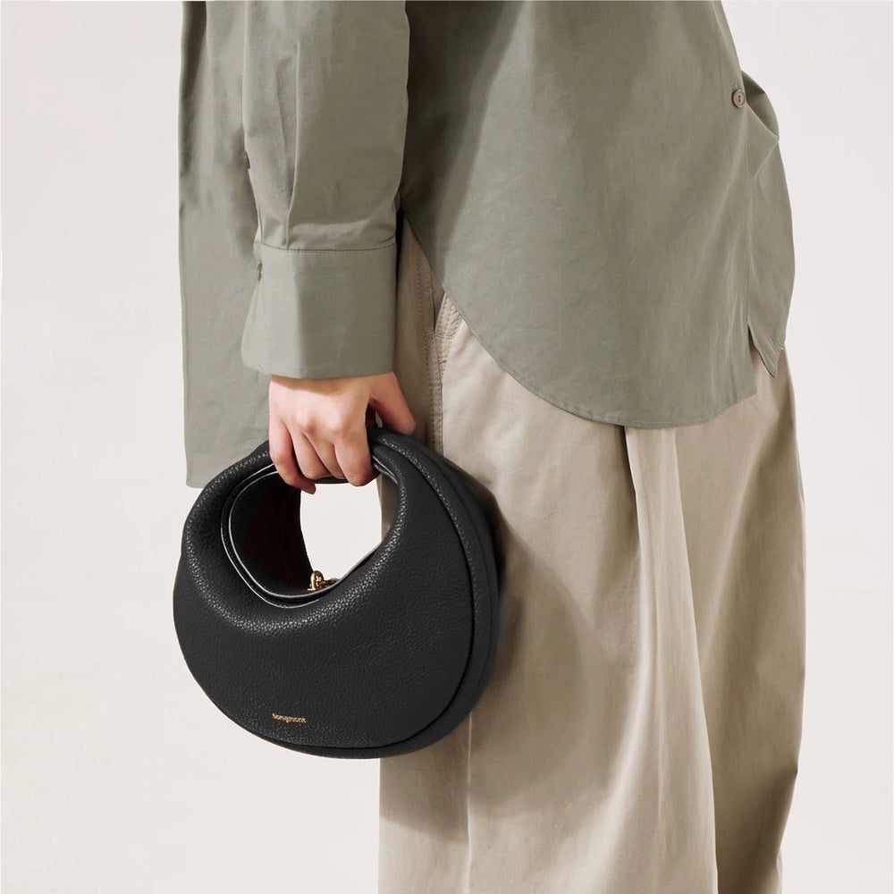Valersia Élégance leather bag | Modern and elegant style