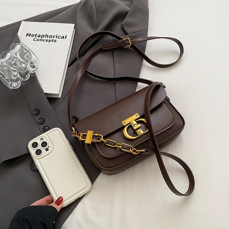 Valersia Luxury leather shoulder bag | Elegant and timeless design