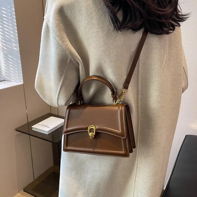 Valersia Elegant leather bag | Modern and refined design